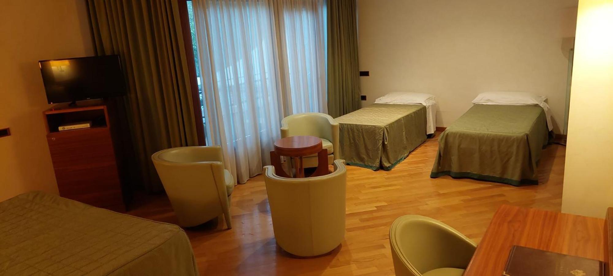 Palace & Resort 4*