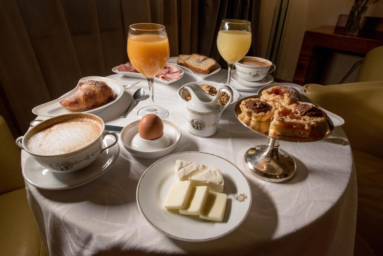 Palace & 4* Solofra