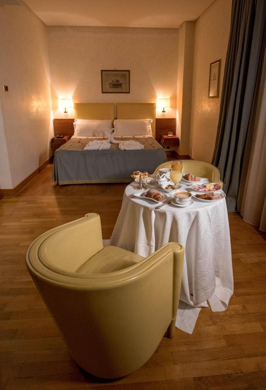 Palace & 4* Solofra